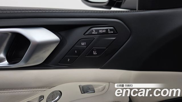 BMW X7 2022 — photo 27
