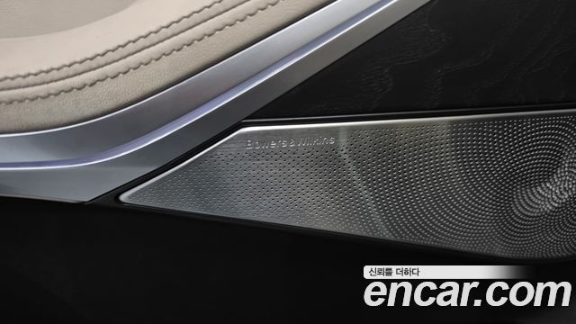 BMW X7 2022 — photo 34