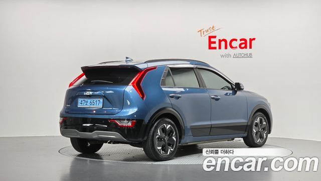 Kia Niro 2023 — photo 2