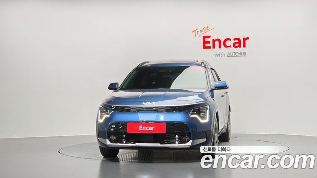 Kia Niro 2023 — photo 3