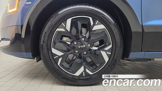 Kia Niro 2023 — photo 5