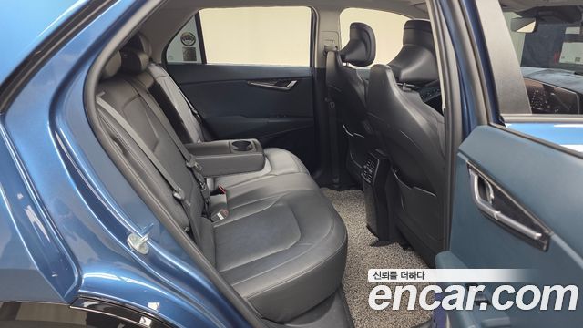 Kia Niro 2023 — photo 16