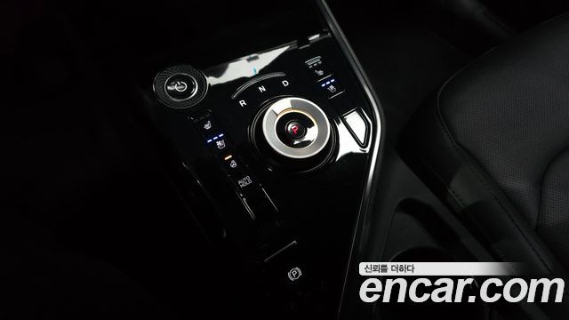 Kia Niro 2023 — photo 12