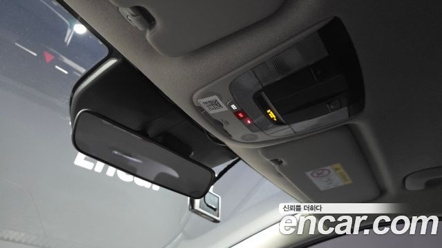 Kia Niro 2023 — photo 25