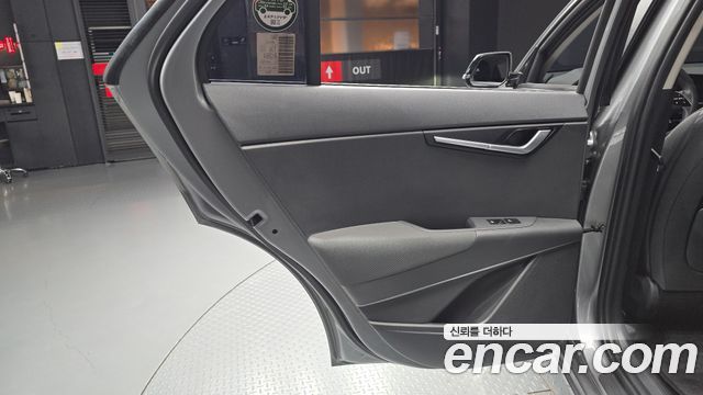 Kia Niro 2023 — photo 15