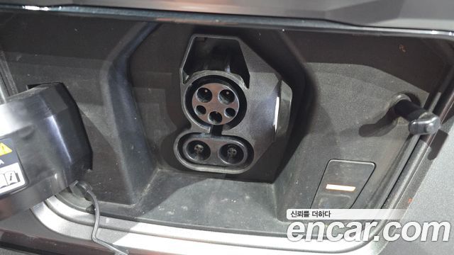 Kia Niro 2023 — photo 33