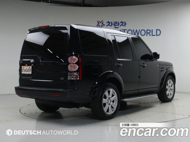 Land Rover Discovery 2016 — photo 2