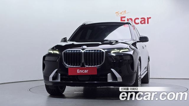 BMW X7 2023 — photo 3