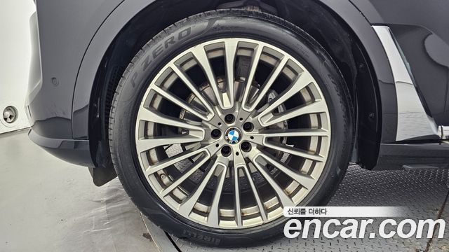 BMW X7 2023 — photo 5