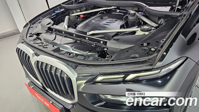 BMW X7 2023 — photo 6