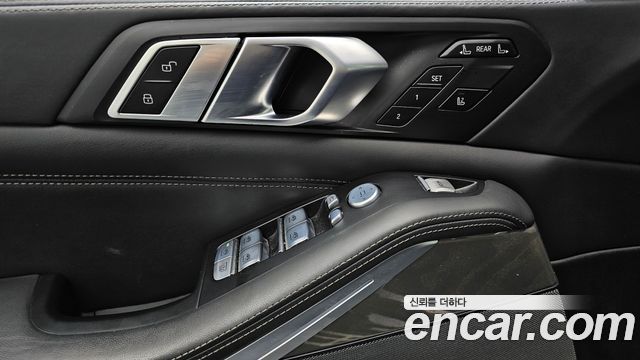 BMW X7 2023 — photo 25