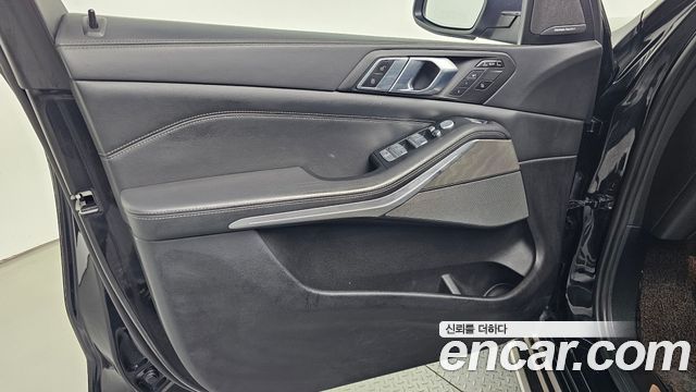 BMW X7 2023 — photo 14