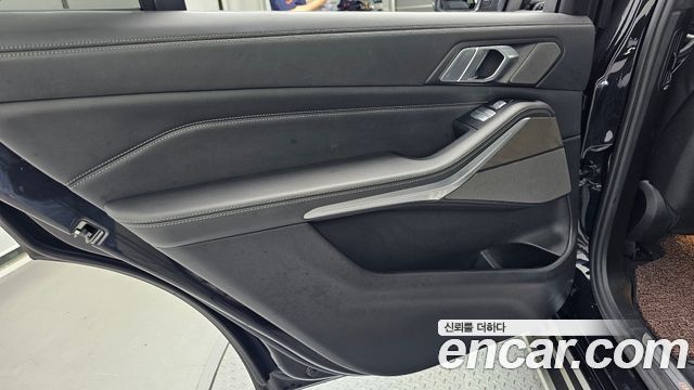 BMW X7 2023 — photo 15