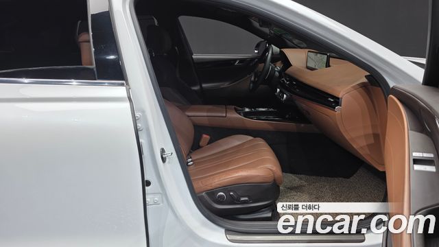 Genesis G80 2022 — photo 16