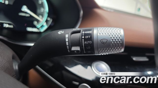 Genesis G80 2022 — photo 27