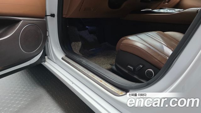 Genesis G80 2022 — photo 33