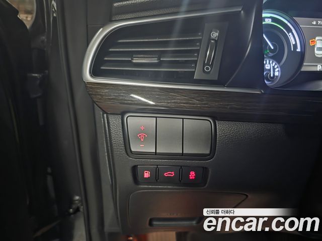 Kia K7 2017 — photo 10