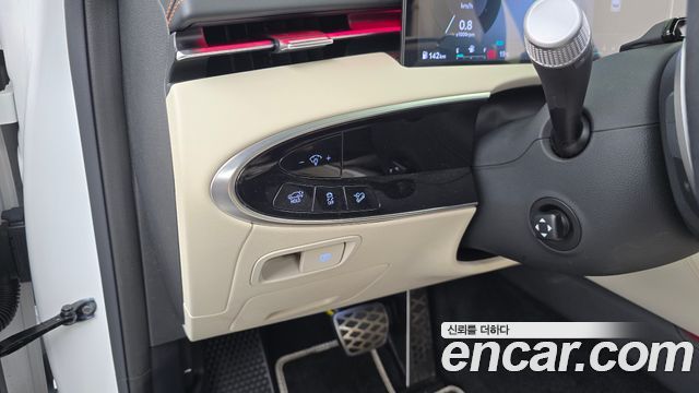 Genesis GV70 2025 — photo 29
