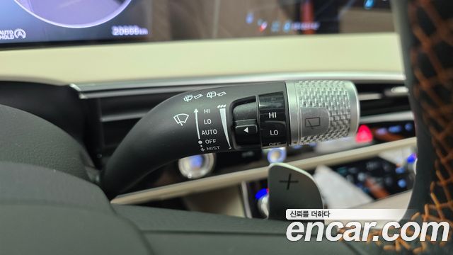Genesis GV70 2025 — photo 30