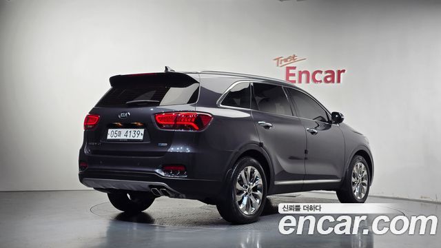 Kia Sorento 2019 — photo 2