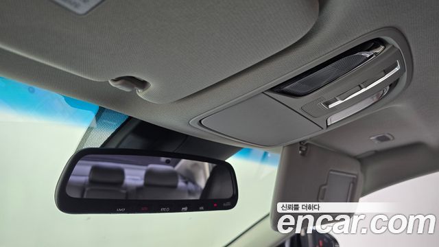 Kia K7 2020 — photo 18