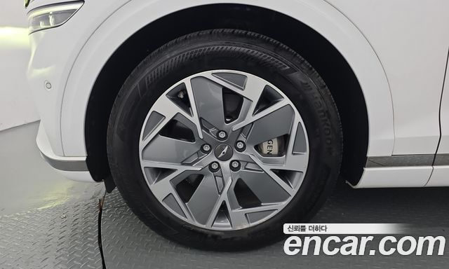 Genesis GV70 2022 — photo 5