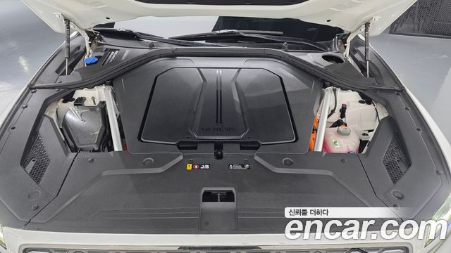 Genesis GV70 2022 — photo 6