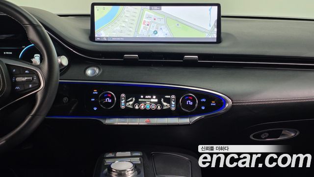 Genesis GV70 2022 — photo 19