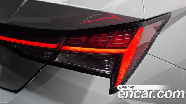 Hyundai AVANTE 2023 — photo 9