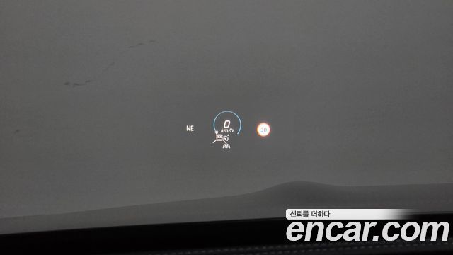 Mercedes-Benz E-Class 2022 — photo 27