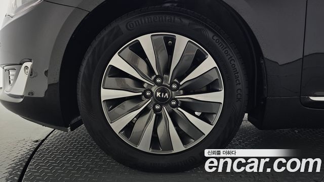 Kia K7 2016 — photo 5