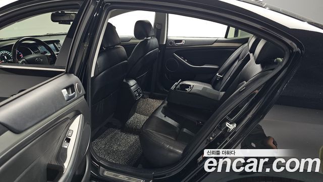 Kia K7 2016 — photo 17