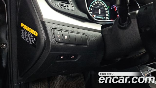 Kia K7 2016 — photo 22