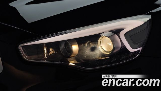 Kia K7 2016 — photo 8