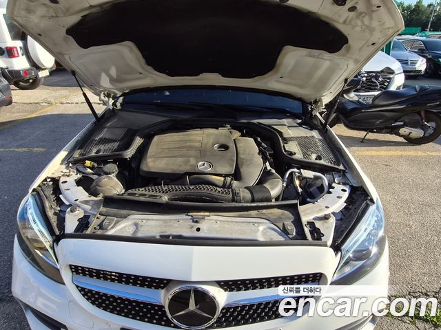 Mercedes-Benz C-Class 2021 — photo 6