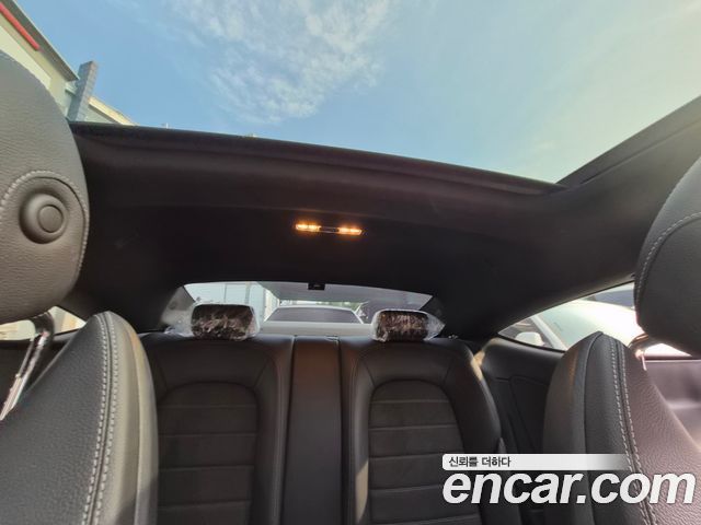 Mercedes-Benz C-Class 2021 — photo 12