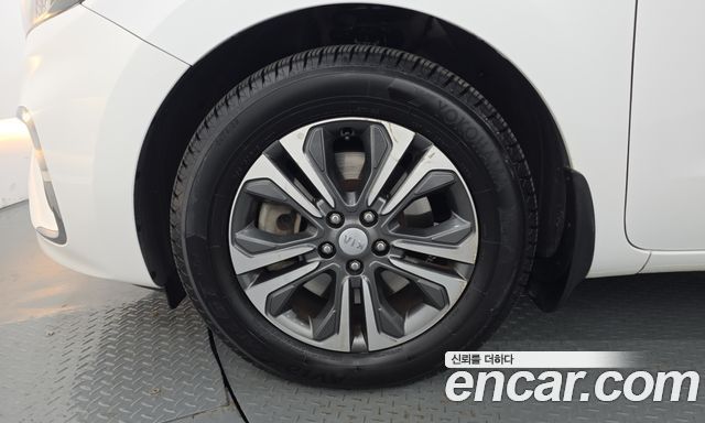 Kia Canival 2019 — photo 5