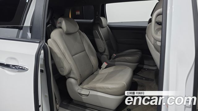 Kia Canival 2019 — photo 18