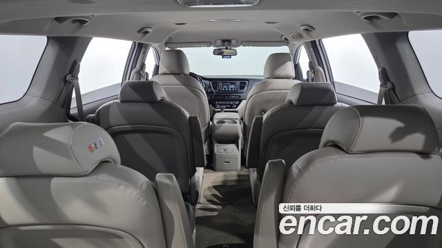 Kia Canival 2019 — photo 19