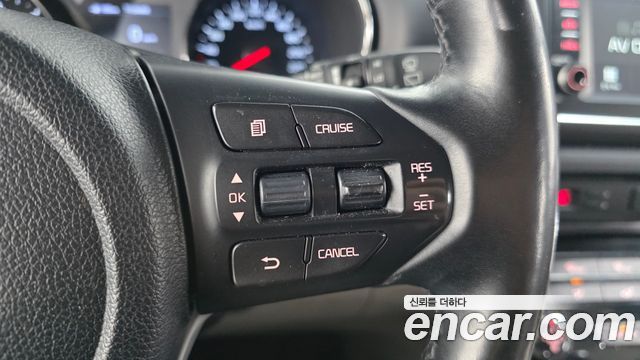 Kia Canival 2019 — photo 25