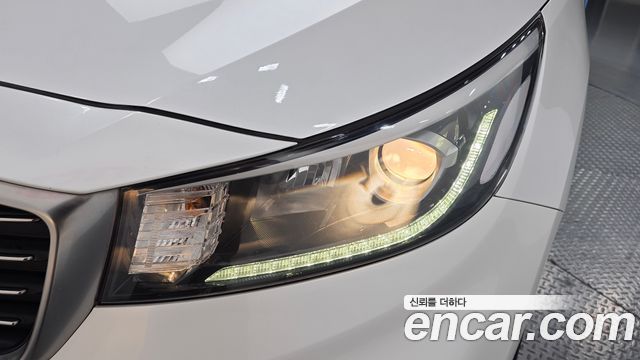 Kia Canival 2019 — photo 8
