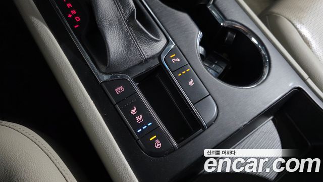 Kia Canival 2019 — photo 27