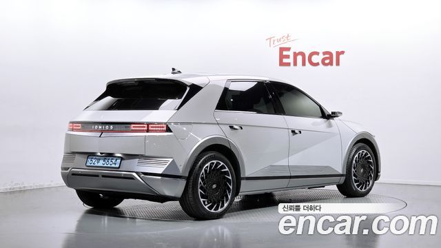 Hyundai Ioniq5 2023 — photo 2