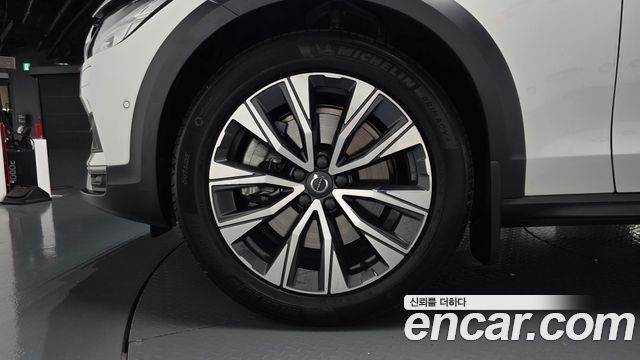 Volvo V90 2021 — photo 5