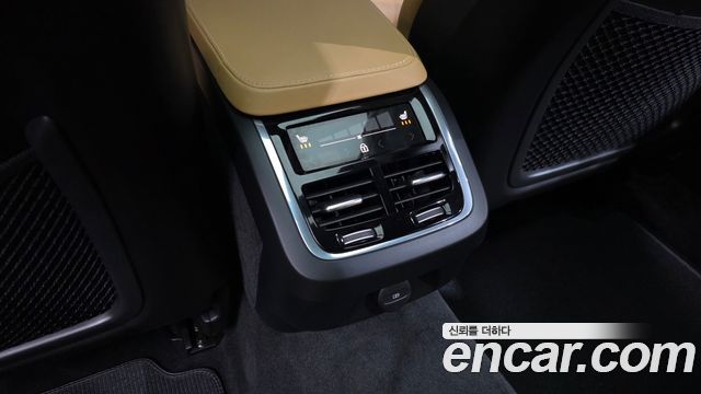 Volvo V90 2021 — photo 25