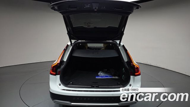 Volvo V90 2021 — photo 26