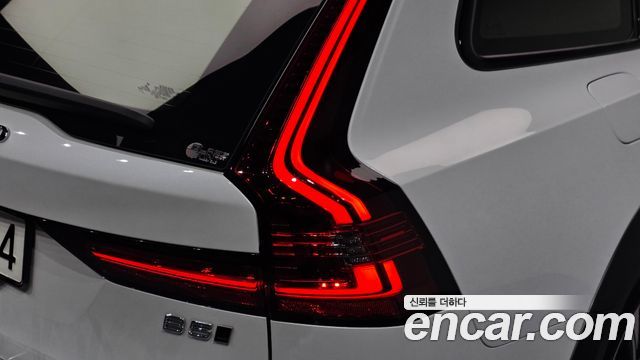 Volvo V90 2021 — photo 9