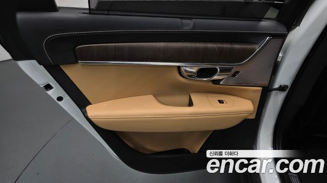 Volvo V90 2021 — photo 15