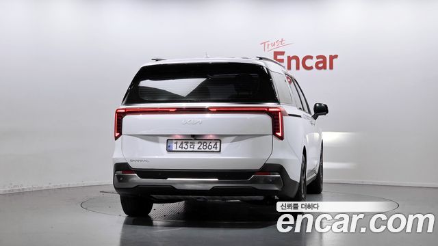 Kia Canival 2025 — photo 4