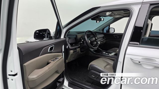 Kia Canival 2025 — photo 10